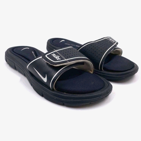 cushioned nike slides